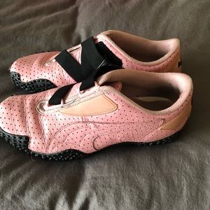 Puma Mostro Performance sneakers